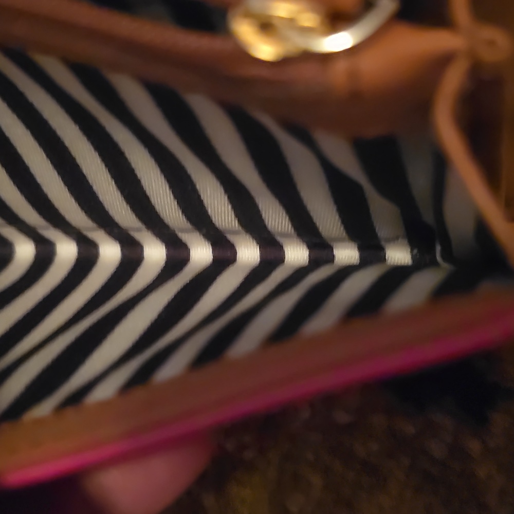 Kate Spade Janie Hampton Bajarose Wallet - Picture 12 of 14